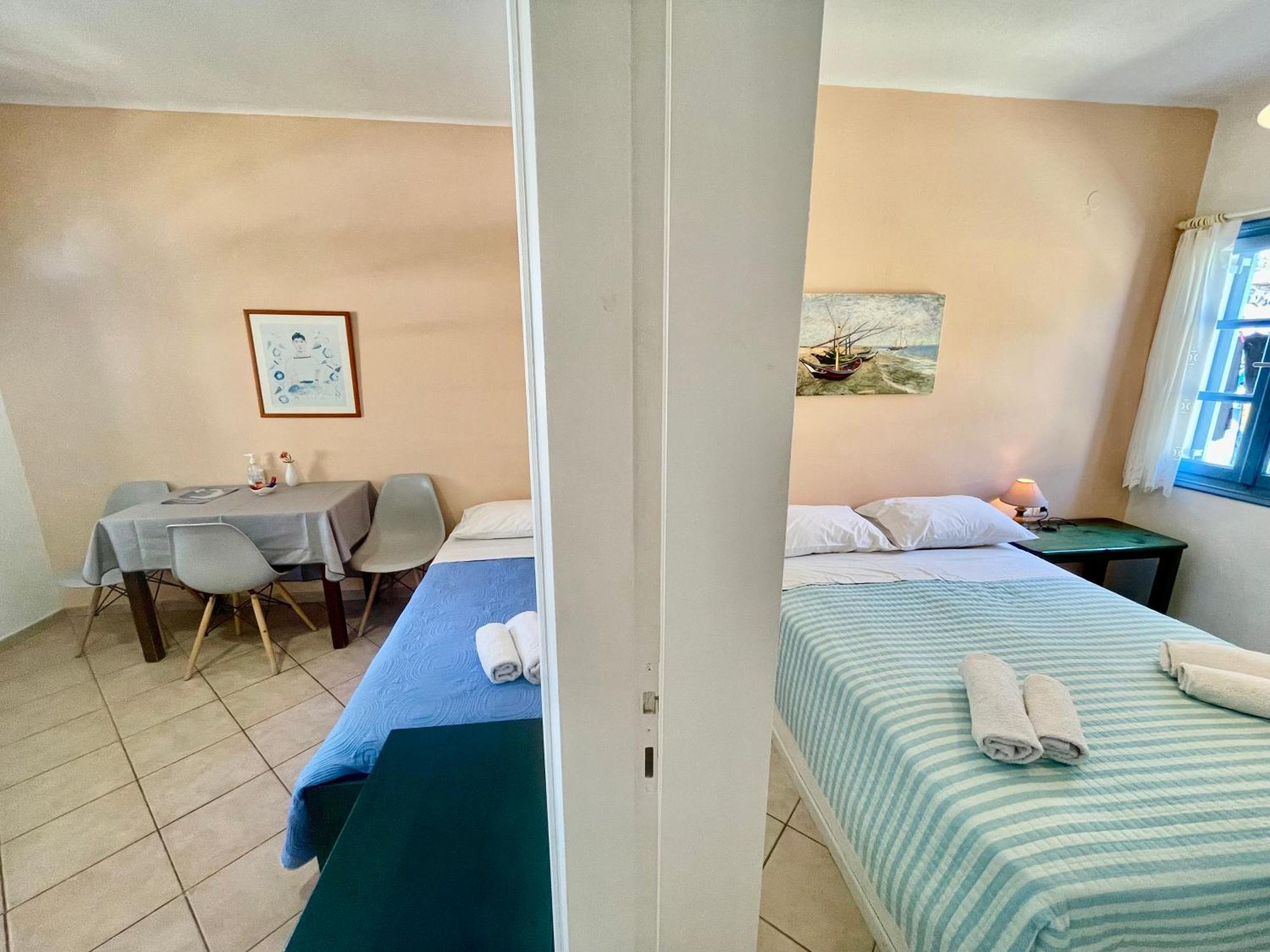 Asterias Mini Coastal Apartments Perivolos  Dış mekan fotoğraf